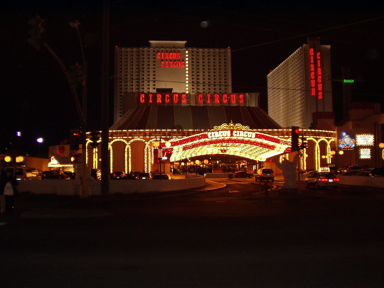 CircusCircus.jpg